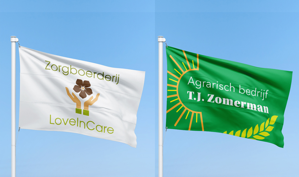 Vlaggen voor Zorgboerderij LoveInCare en Agrarisch bedrijf T.J. Zomerman